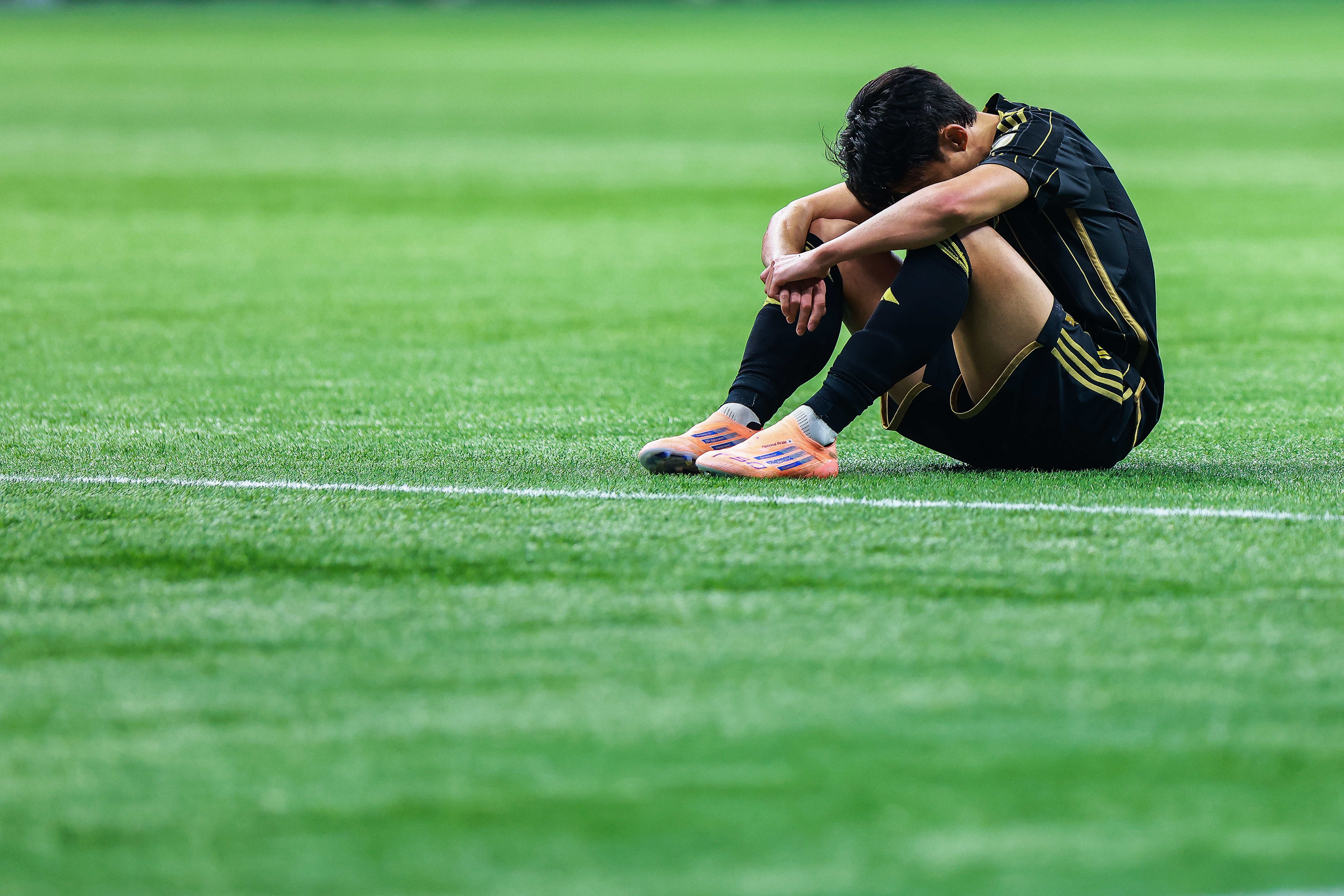 O femeie a fost condamnată la patru ani de închisoare pentru şantaj la adresa fotbalistului Son Heung-Min