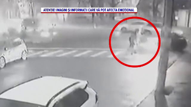 Doi adolescenți au fost loviți în plin de o mașină pe o trecere de pietoni din Buzău, când se duceau la școală. VIDEO