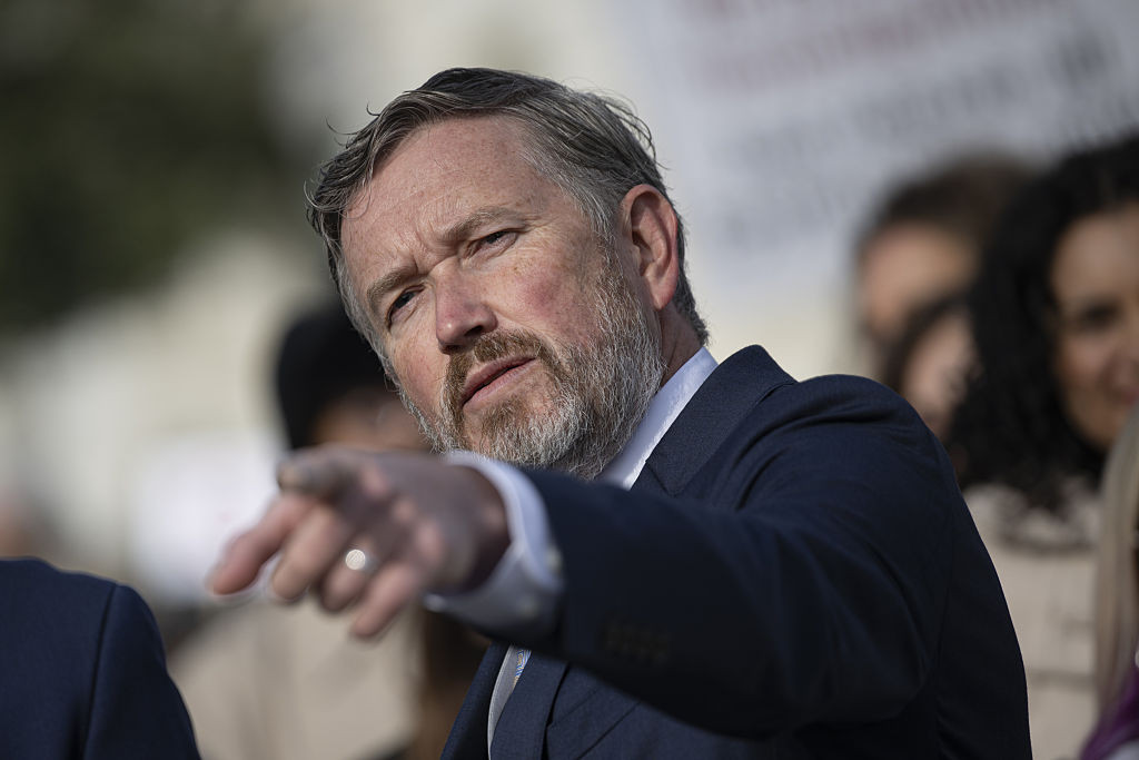 Proiecte de lege pentru retragerea SUA din NATO în Congresul american