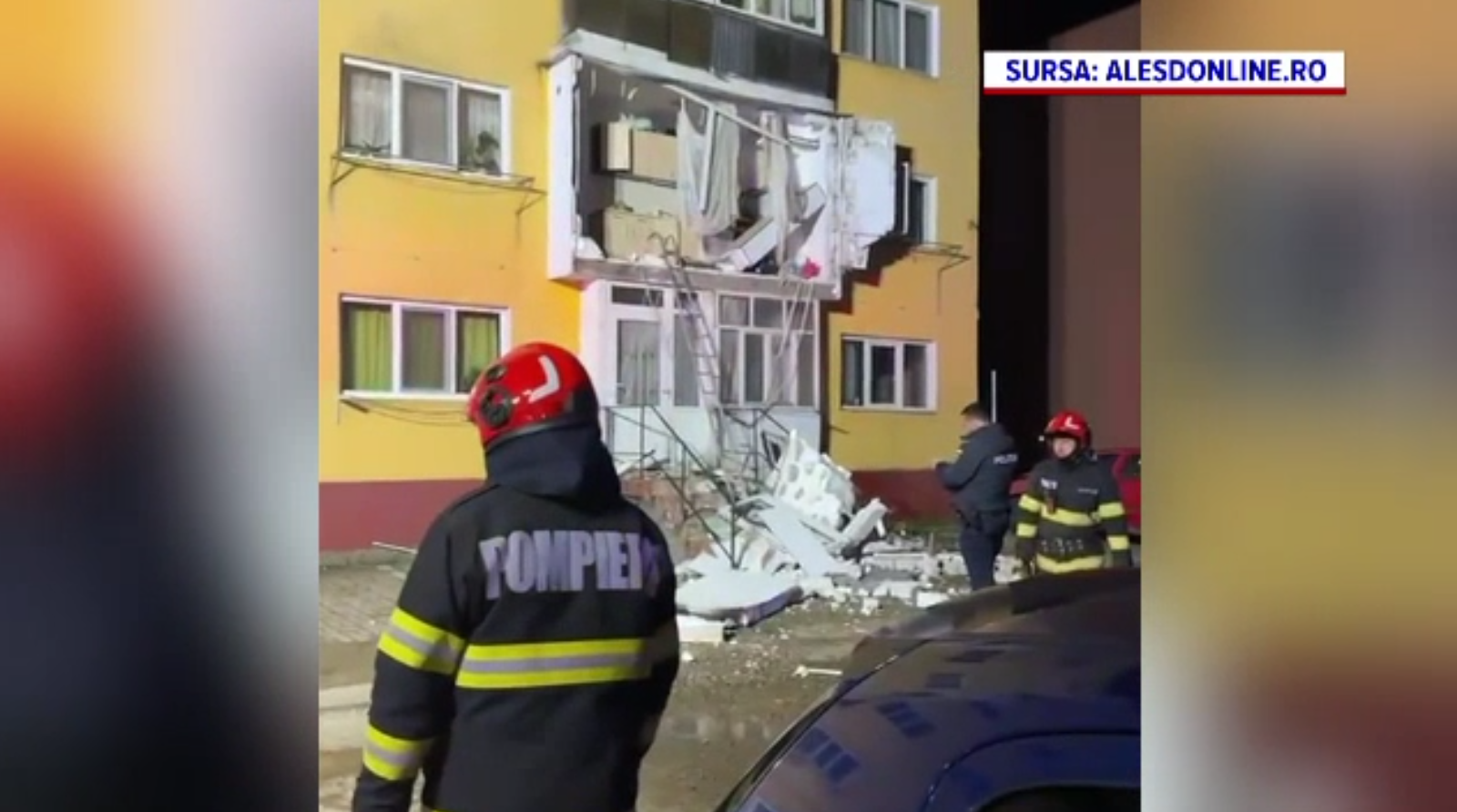 Explozie puternică într-un bloc din Bihor, din cauza unei butelii. Balconul s-a prăbuşit cu tot cu proprietară