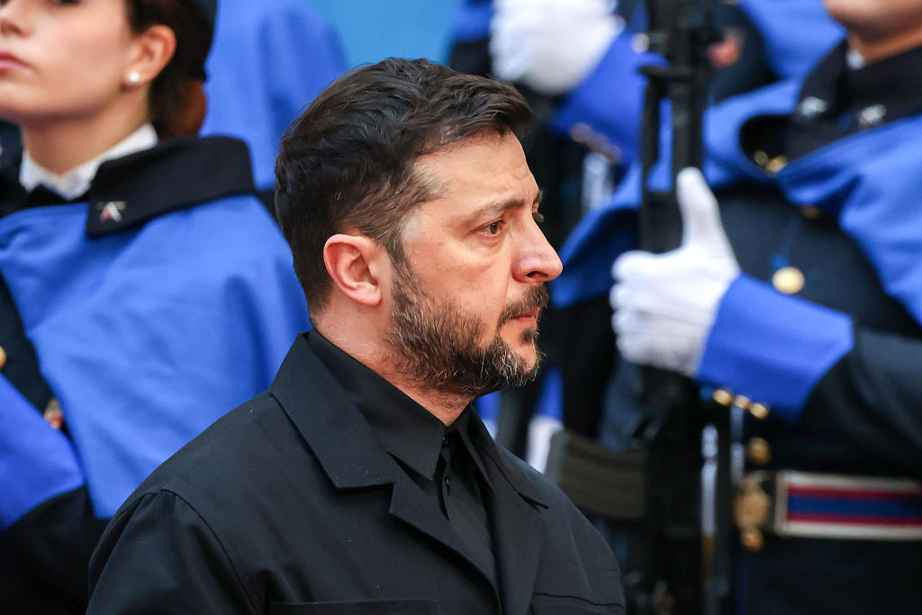 Premierul Irlandei confirmă că dronele nu au periclitat avionul lui Zelenski. Incidentul rămâne îngrijorător