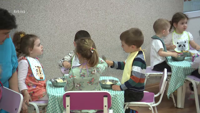 Ce trebuie să mănânce copiii, conform Ministerului Sănătății: avocado, andive și măcriș