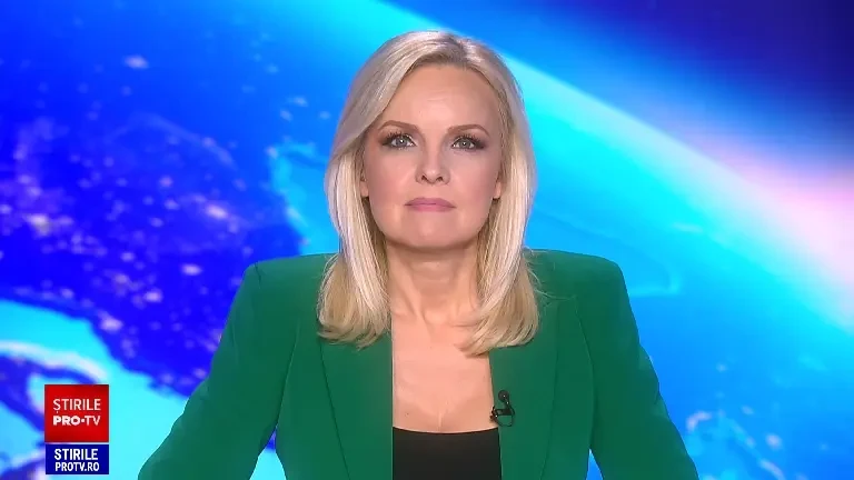 Moș Crăciun își testează sania deasupra Lacului Geneva. A fost surprins zburând la un târg de Crăciun