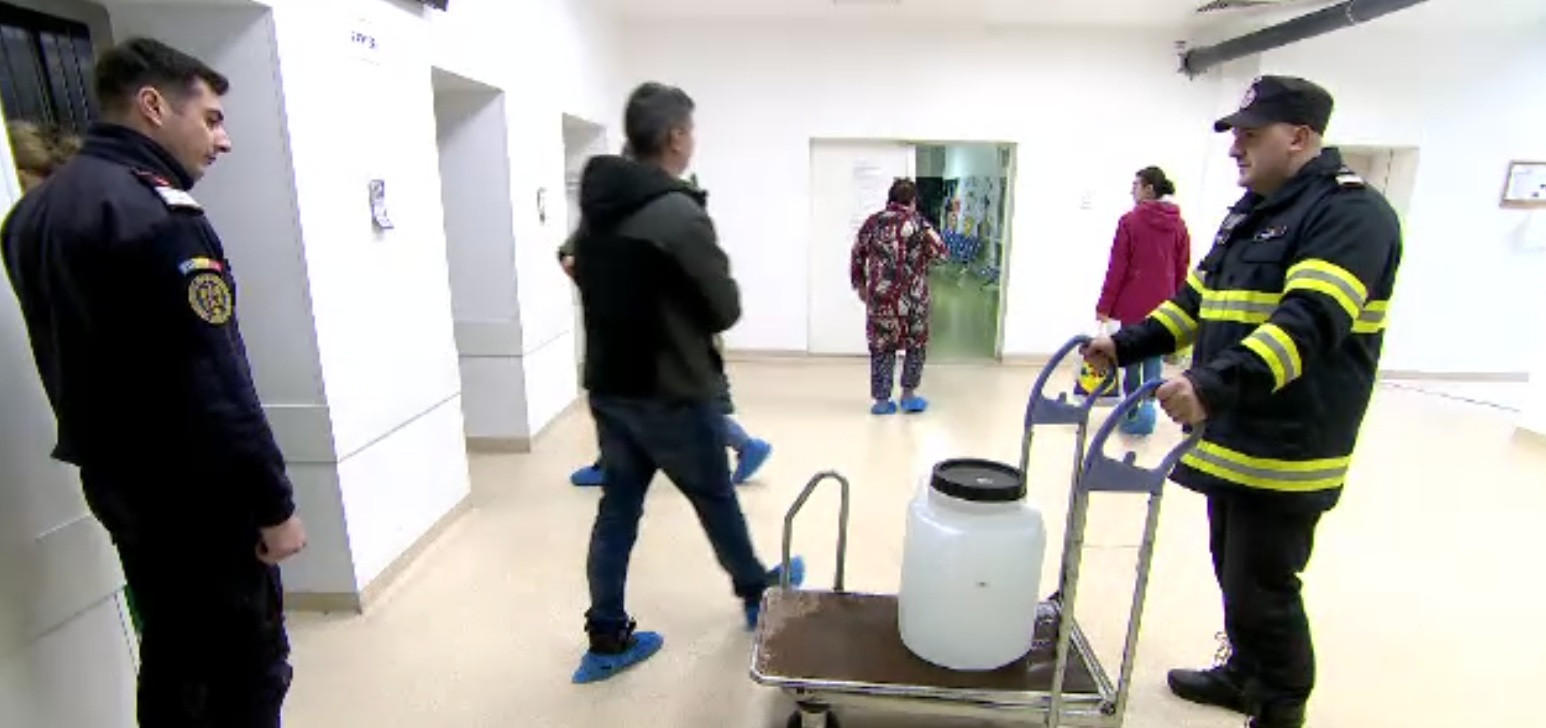 Panică în rândul pacienților internați în Spitalul de Copii din Iași, din cauza apei contaminate. „Sunt speriați”