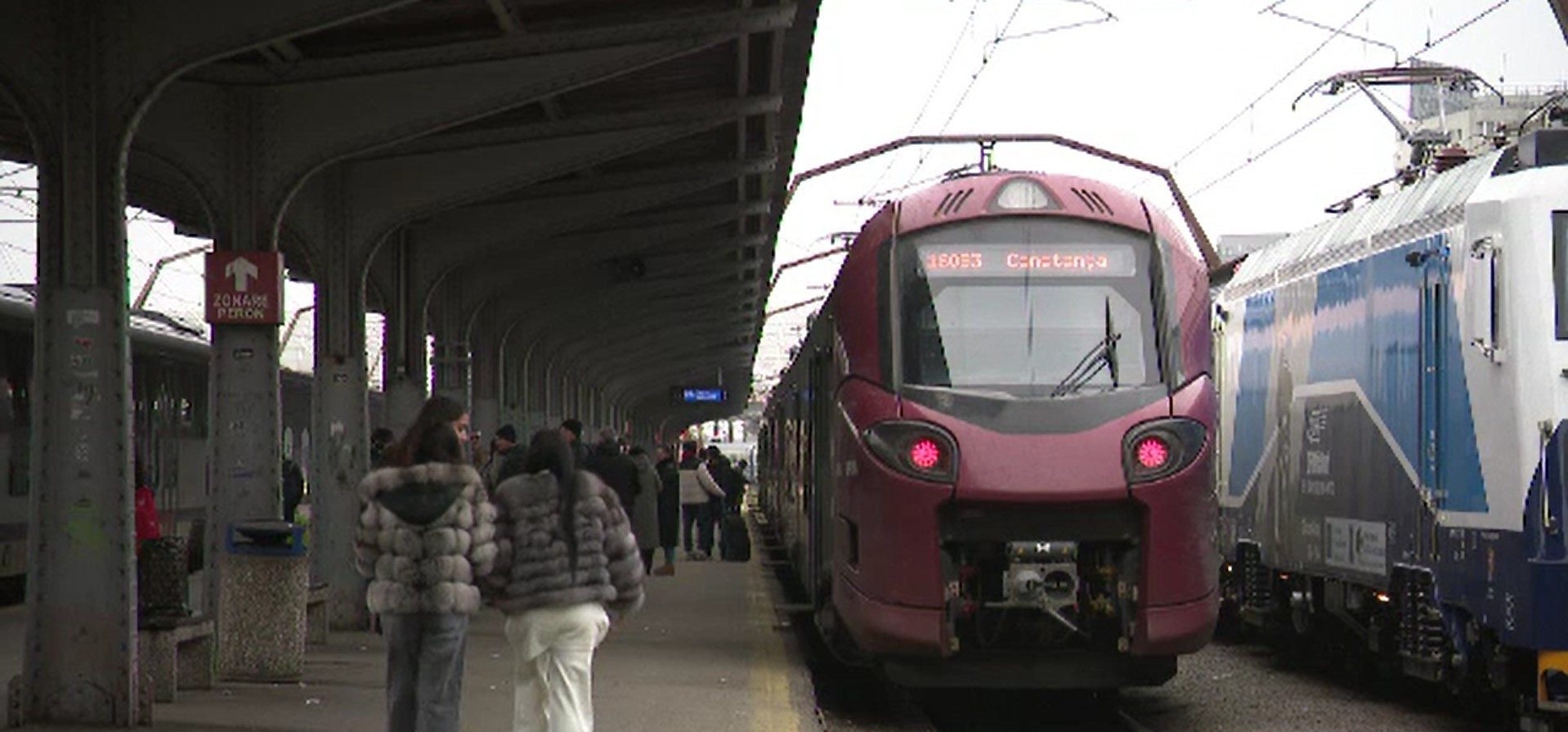 Biletele de tren s-au scumpit de duminică. Cu cât au crescut tarifele de călătorie