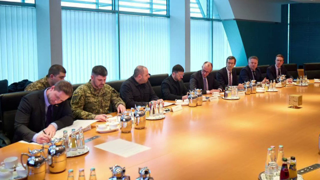 Negocierile de pace devin tot mai dure. Merz îl compară pe Putin cu Hitler: Dacă Ucraina cade, el nu se va opri