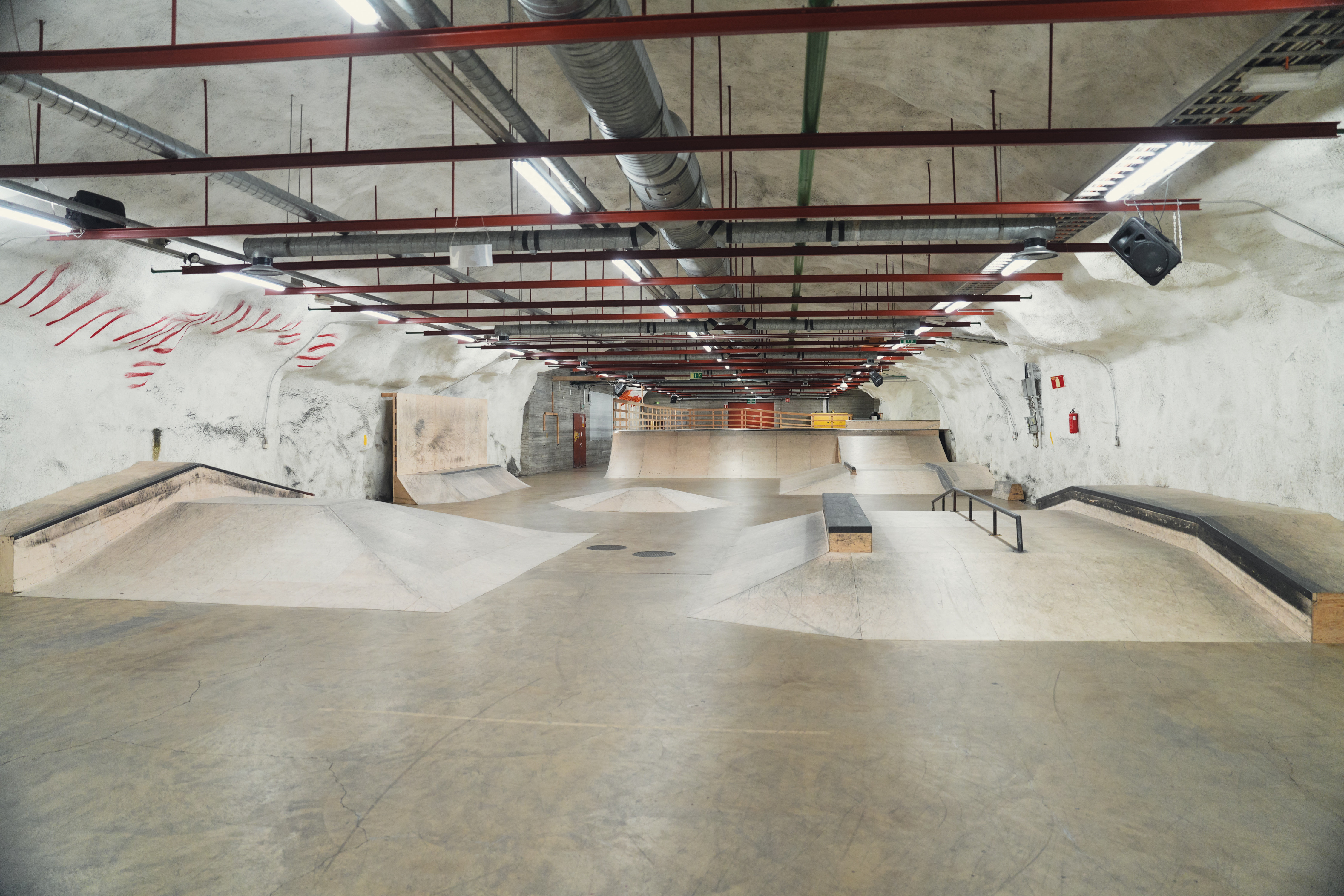 Incredibilul oraș subteran care poate găzdui 5 milioane de oameni. Are o suprafață echivalentă cu 1.400 de terenuri de fotbal