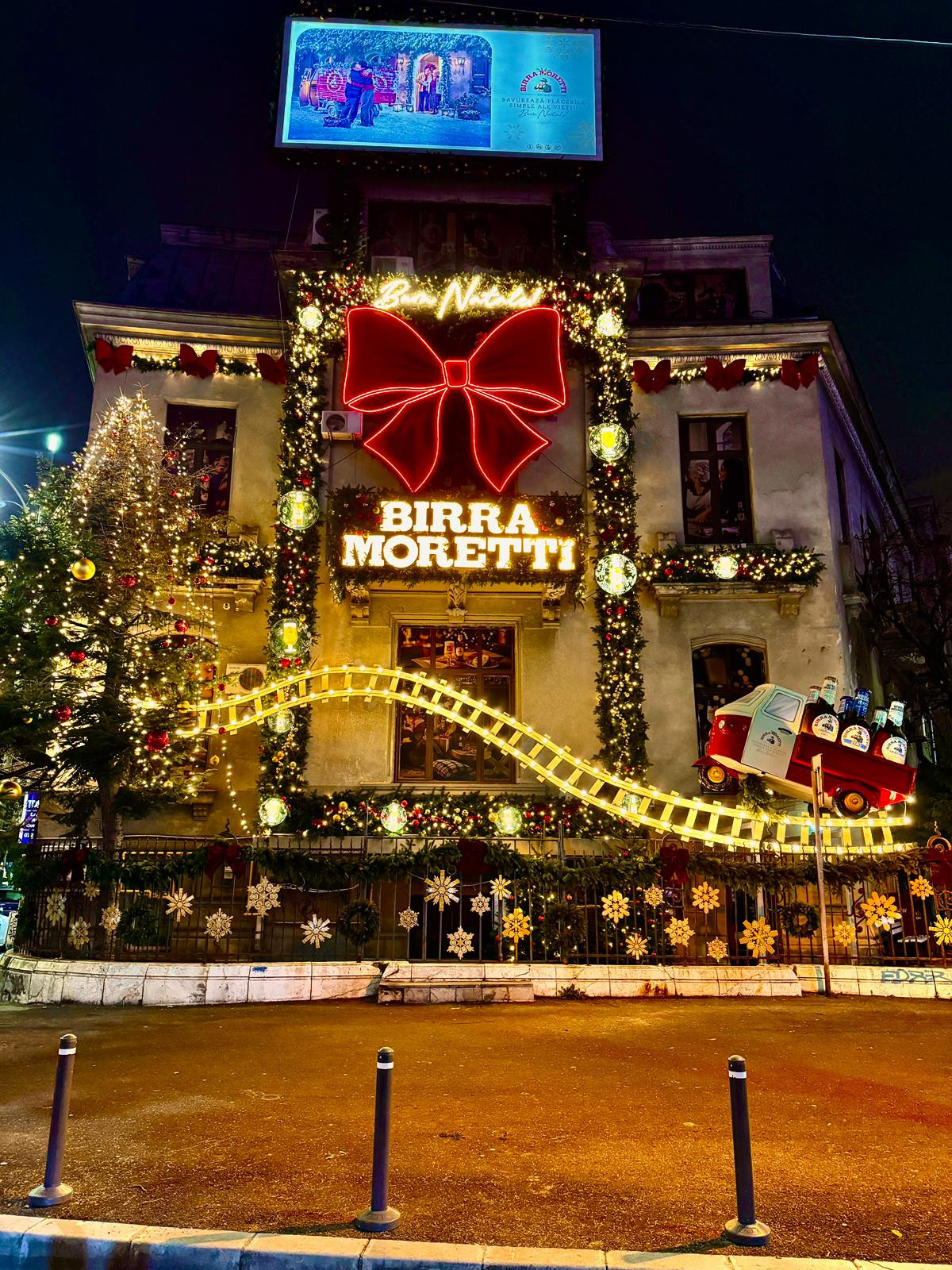 (P) Top locații de Crăciun din București. Unde să faci poze instagramabile de sărbători. Birra Moretti deschide lista