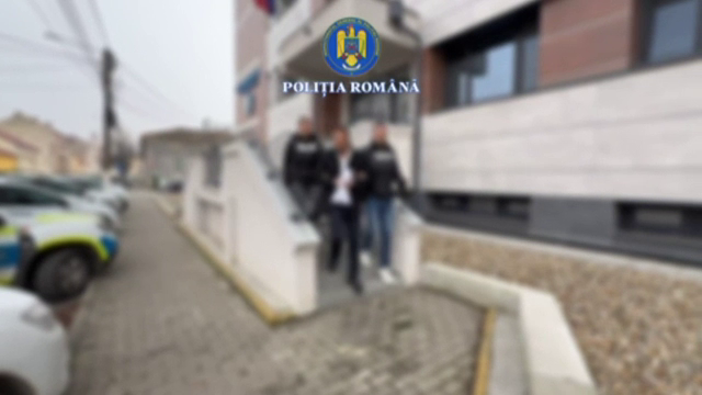 Un bărbat din Arad a reușit să păcălească mai multe societăți comerciale. A emis file cec false timp de trei ani