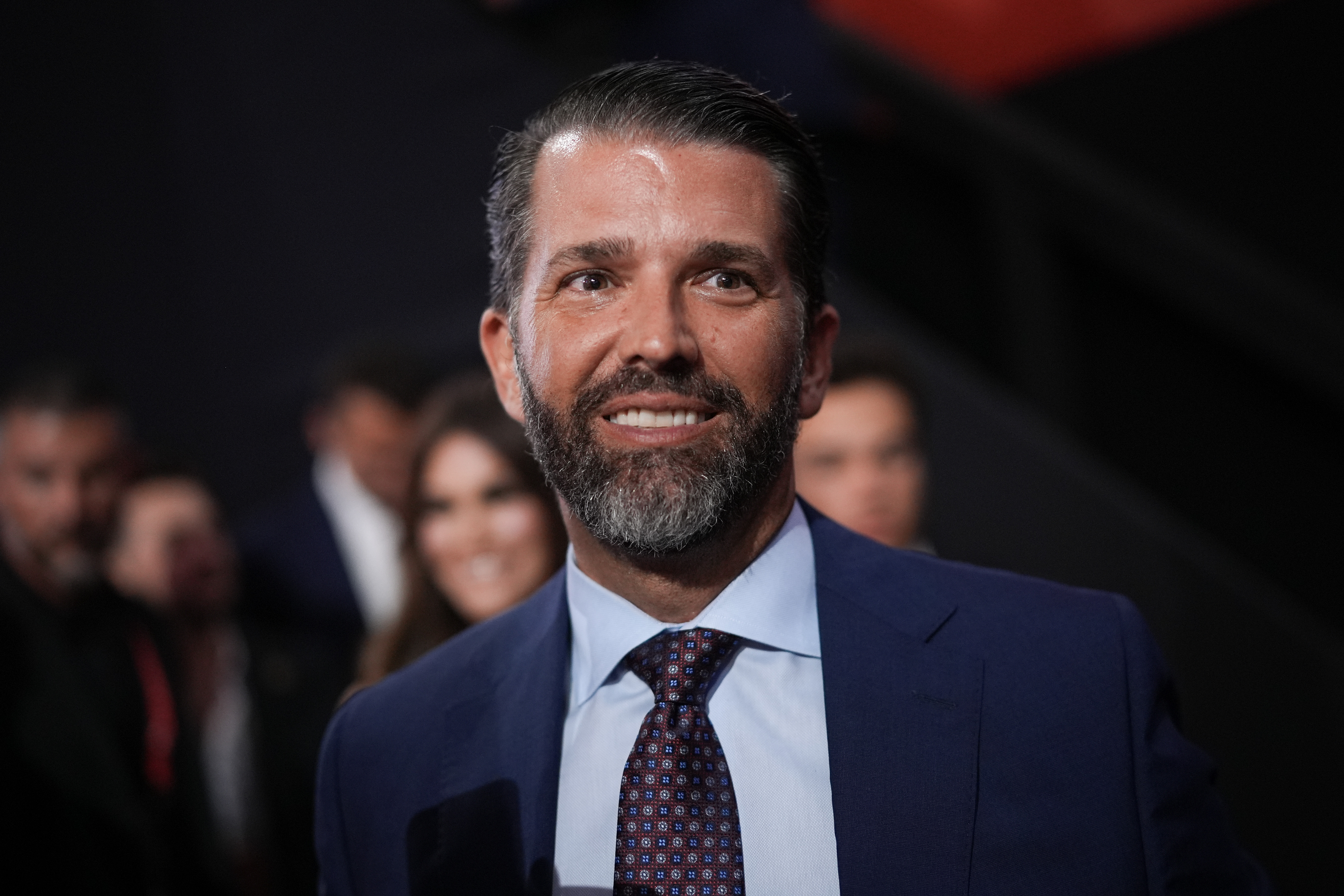 Donald Trump Jr. s-a logodit cu Bettina Anderson. Cum arată femeia pentru care se însoară a doua oară. GALERIE FOTO