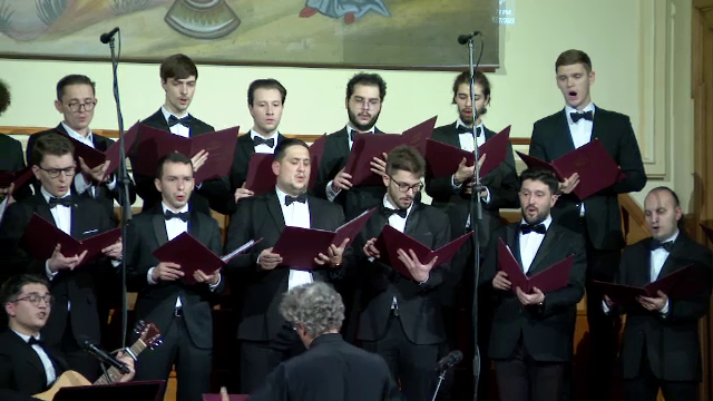 Concert caritabil pentru doi frați bolnavi. Studenții de la Teologie au cântat pentru a strânge bani de tratament