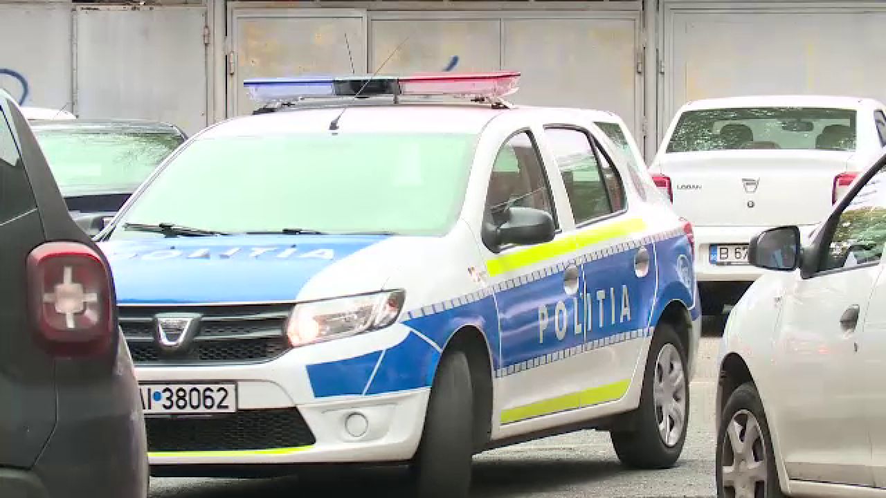 Amenințare cu bombă la Liceul Teoretic Báthory István din Cluj-Napoca; poliția nu a găsit pericol
