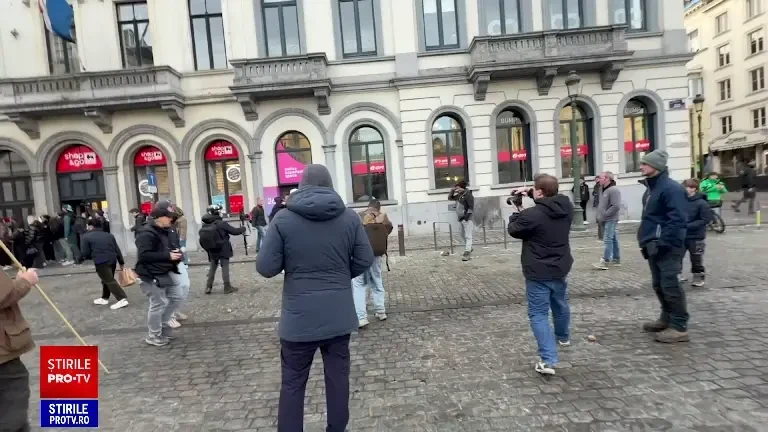 Protest violent în Bruxelles. Mii de fermieri au ieșit în stradă, polițiștii au folosit tunurile cu apă și gaze lacrimogene