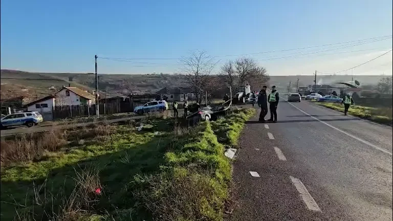 Accident grav în Constanța. Șase persoane rănite după ce mașina în care se aflau a lovit un cap de pod