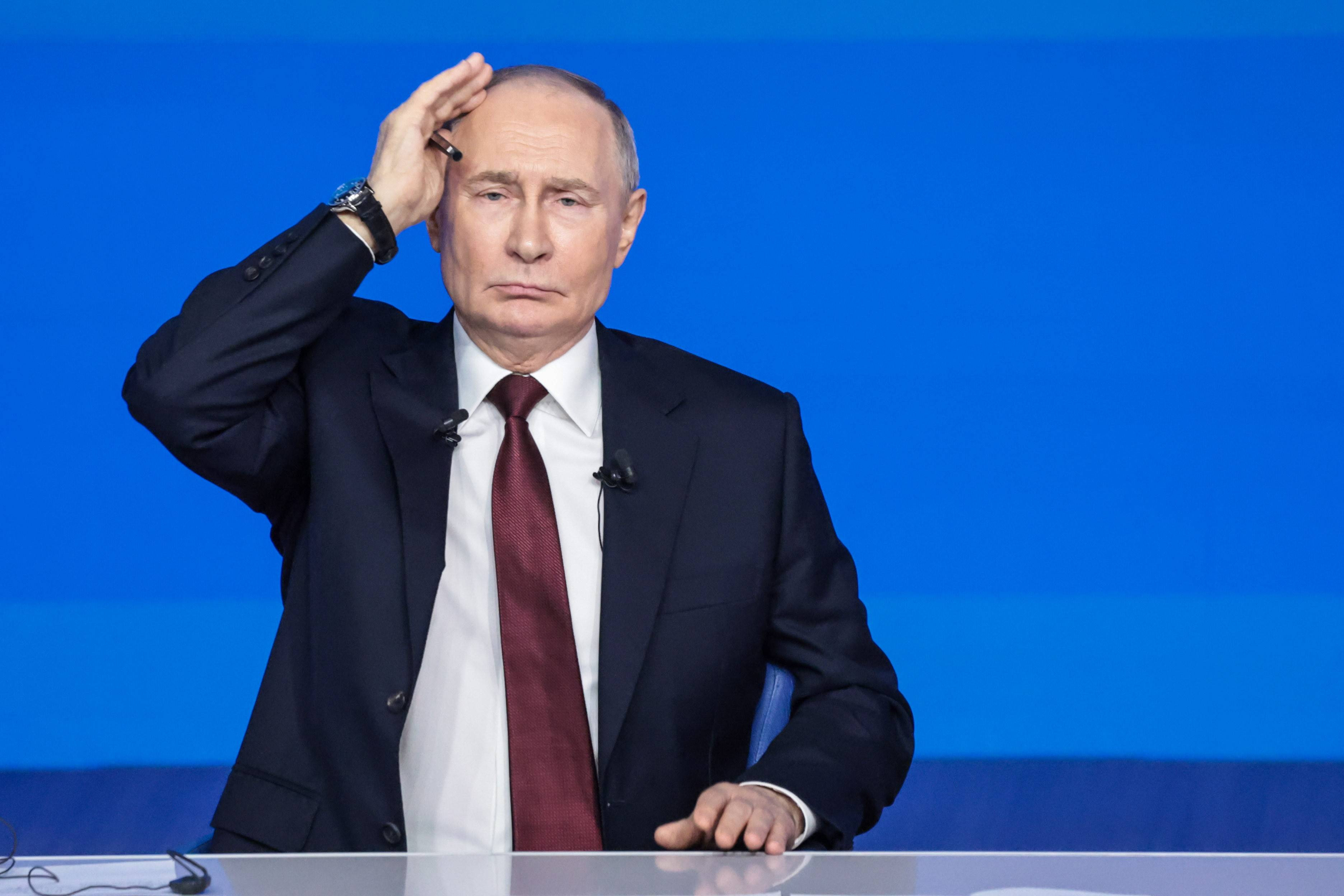 Politico: Marea Britanie a respins ideea Franței și Italiei de a relua dialogul cu Putin