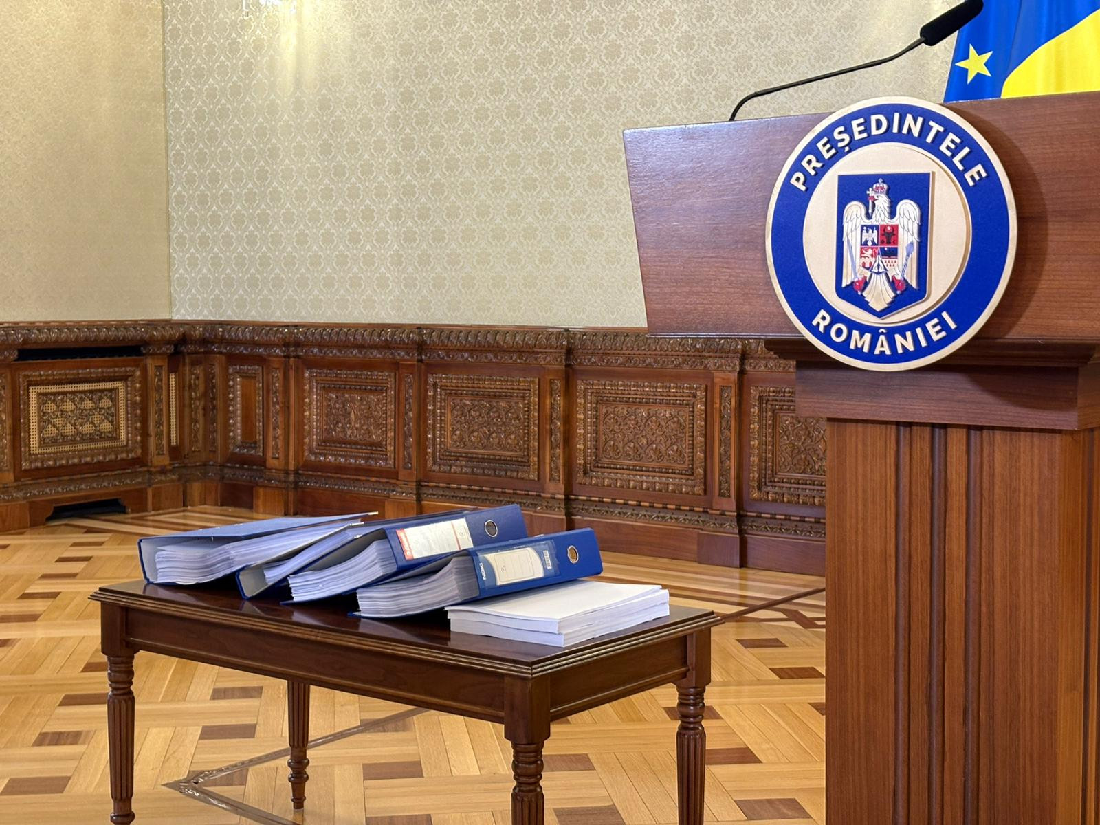 Surse: Referendumul anunţat de Nicuşor Dan va consulta magistraţii prin vot prin corespondenţă. Plicuri trimise la instanţe