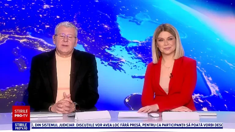 Un bărbat din SUA a transformat o pasiune neobișnuită într-o operă de artă. Ce a făcut cu sute de capace de roți pierdute