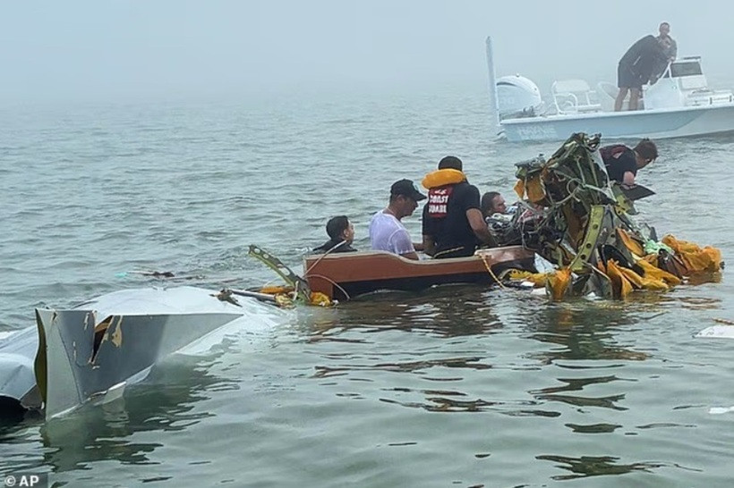 Avion militar mexican, prăbușit în largul Texasului: cel puțin cinci morți în timpul unui transport medical