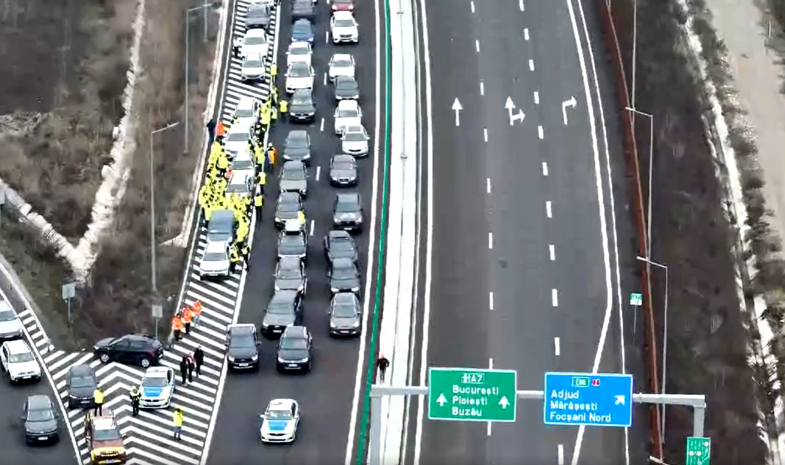 ”De astăzi se circulă continuu de la București la Adjud”. 50 de kilometri din Autostrada Moldovei A7, deschiși pentru șoferi