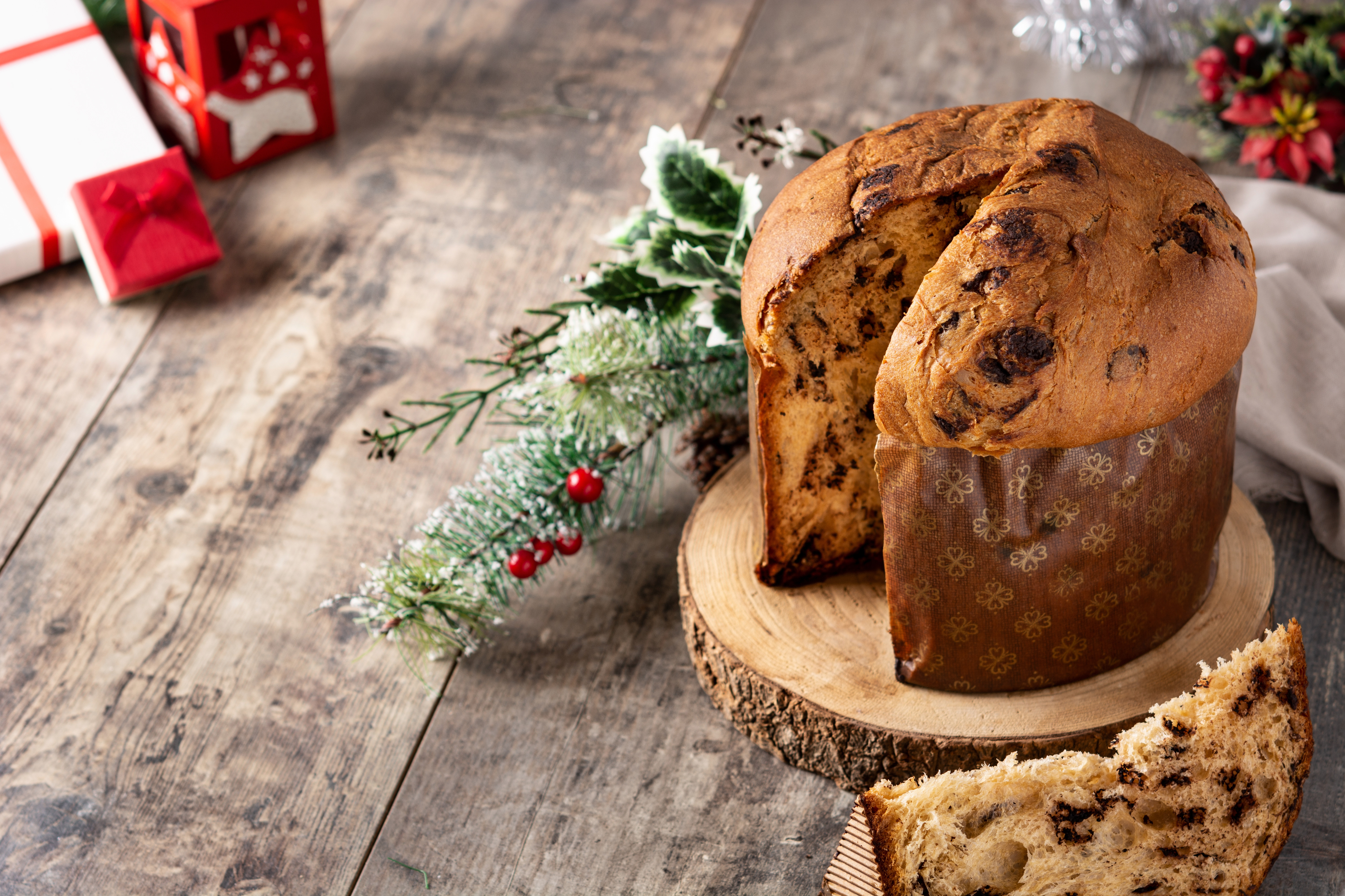 Panettone, desertul tradițional italian pentru sărbători. Rețeta autentică, secretele coacerii perfecte și greșeli de evitat