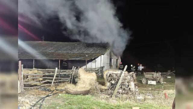 Un bărbat din Satu Mare a aruncat benzină pe iubita lui, iar aceasta a luat foc de la sobă. Cei doi se certaseră