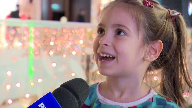 Peste 4 milioane de copii români îl așteaptă pe Moș Crăciun. Care sunt cele mai cerute cadouri