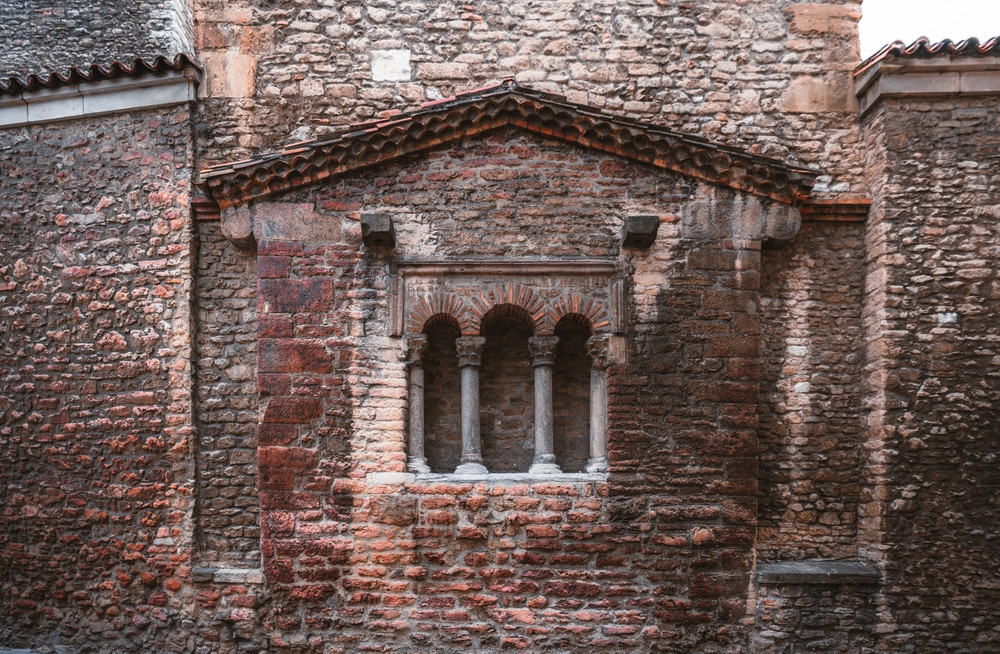 ”O surpriză uriașă”. O biserică veche de 1.500 de ani, descoperită lângă un lăcaș de cult zoroastrian din Irak