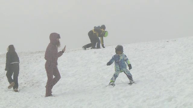 Cum va fi vremea la munte în următoarele trei zile. Vântul va bate și cu peste 120 km/h în unele zone