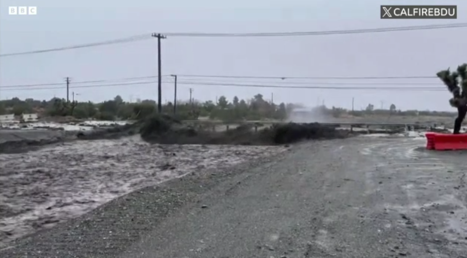 „Râu atmosferic” devastator în California: ploi extreme, alunecări de teren și pene masive de curent de Crăciun