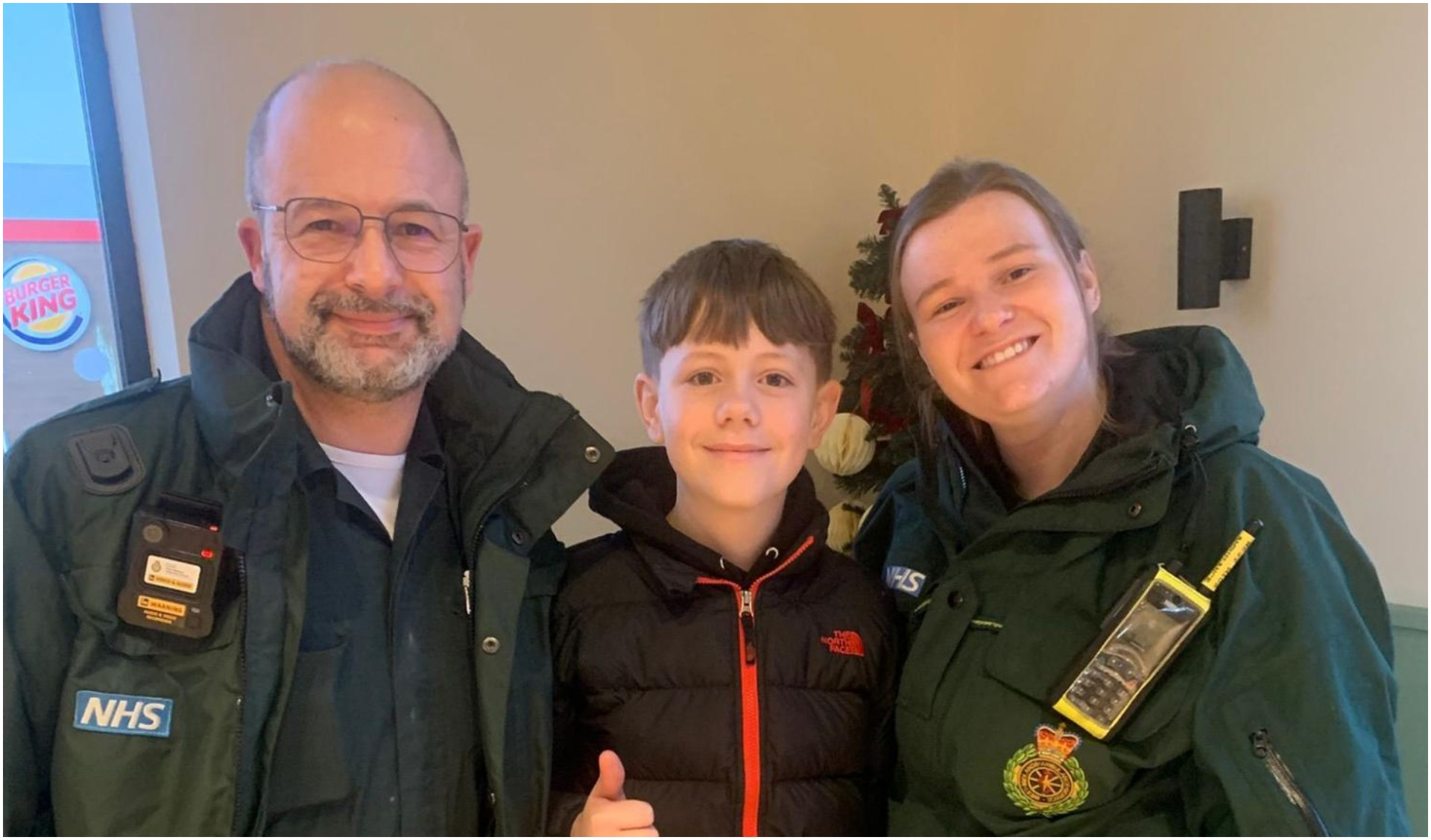 Un băiat de 12 ani a preluat controlul mașinii după ce mama lui a leșinat la volan, în UK: „A salvat atâtea vieți”