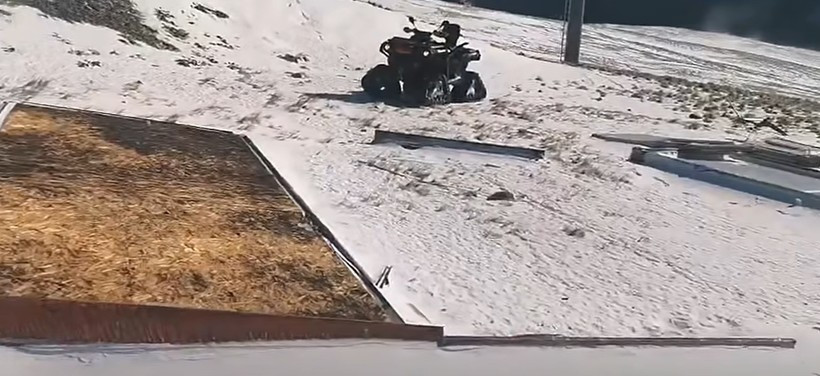 Cabinetul medical al Salvamont Gorj a fost spulberat de viscol în Munții Parâng