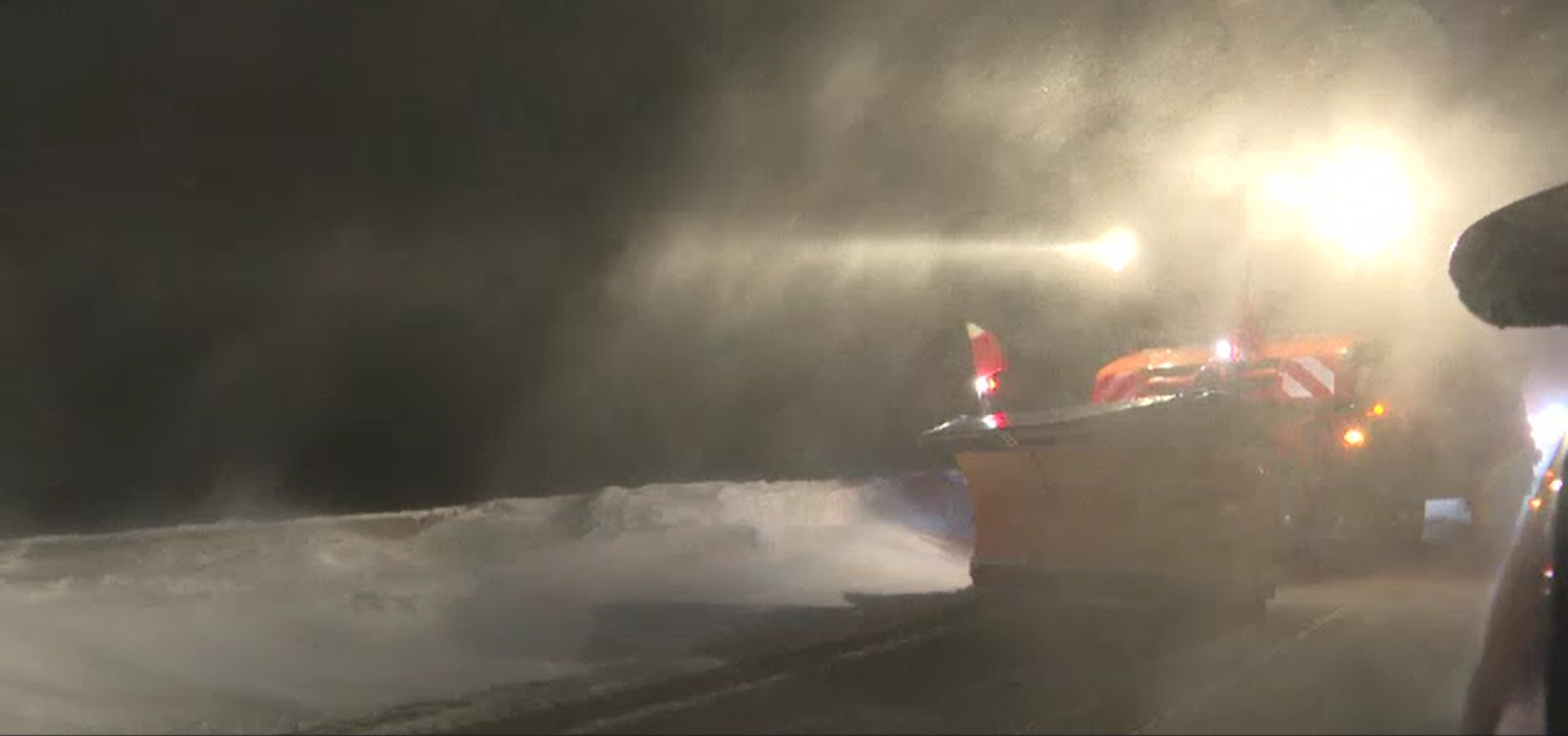 Cod roșu de viscol pe Transalpina. Drumul spre Rânca a fost închis din cauza rafalelor de peste 120 km/h: „E dezastru”