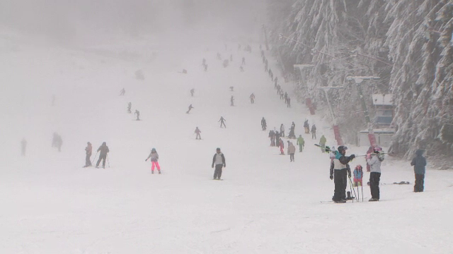 Pârtiile deschise în România. „La condițiile de până acum, că am stat și în tricou, e foarte OK”