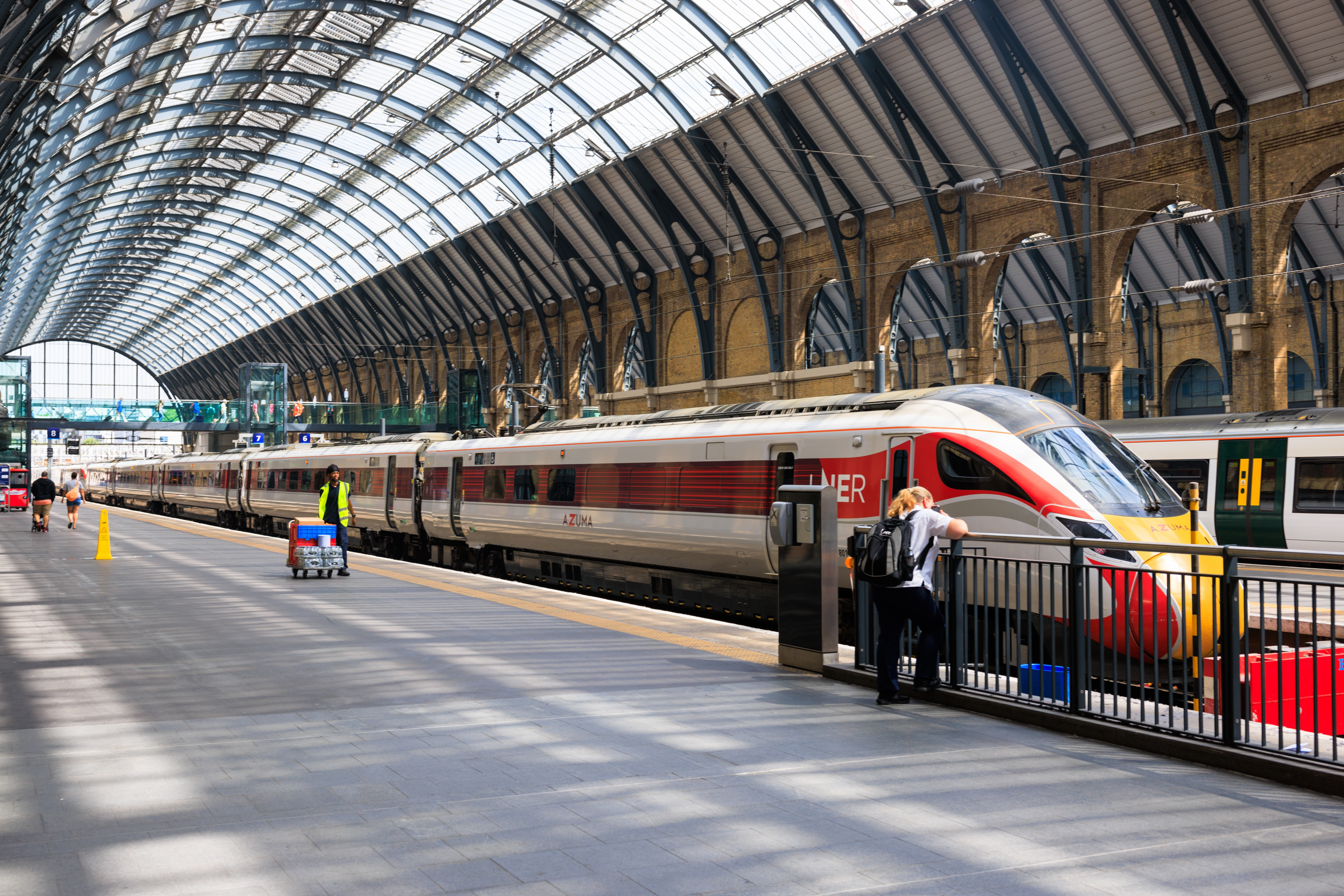 Nu e nicio glumă. Trei motive pentru care transportul feroviar din România este mai bun decât cel din Marea Britanie