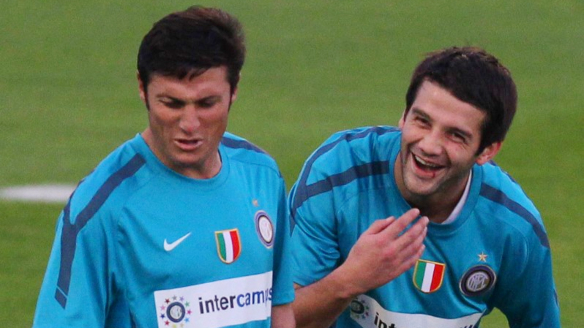 Fostul căpitan al lui Cristi Chivu la Inter îl ridică în slăvi pe antrenorul român: „A fost întotdeauna inteligent”