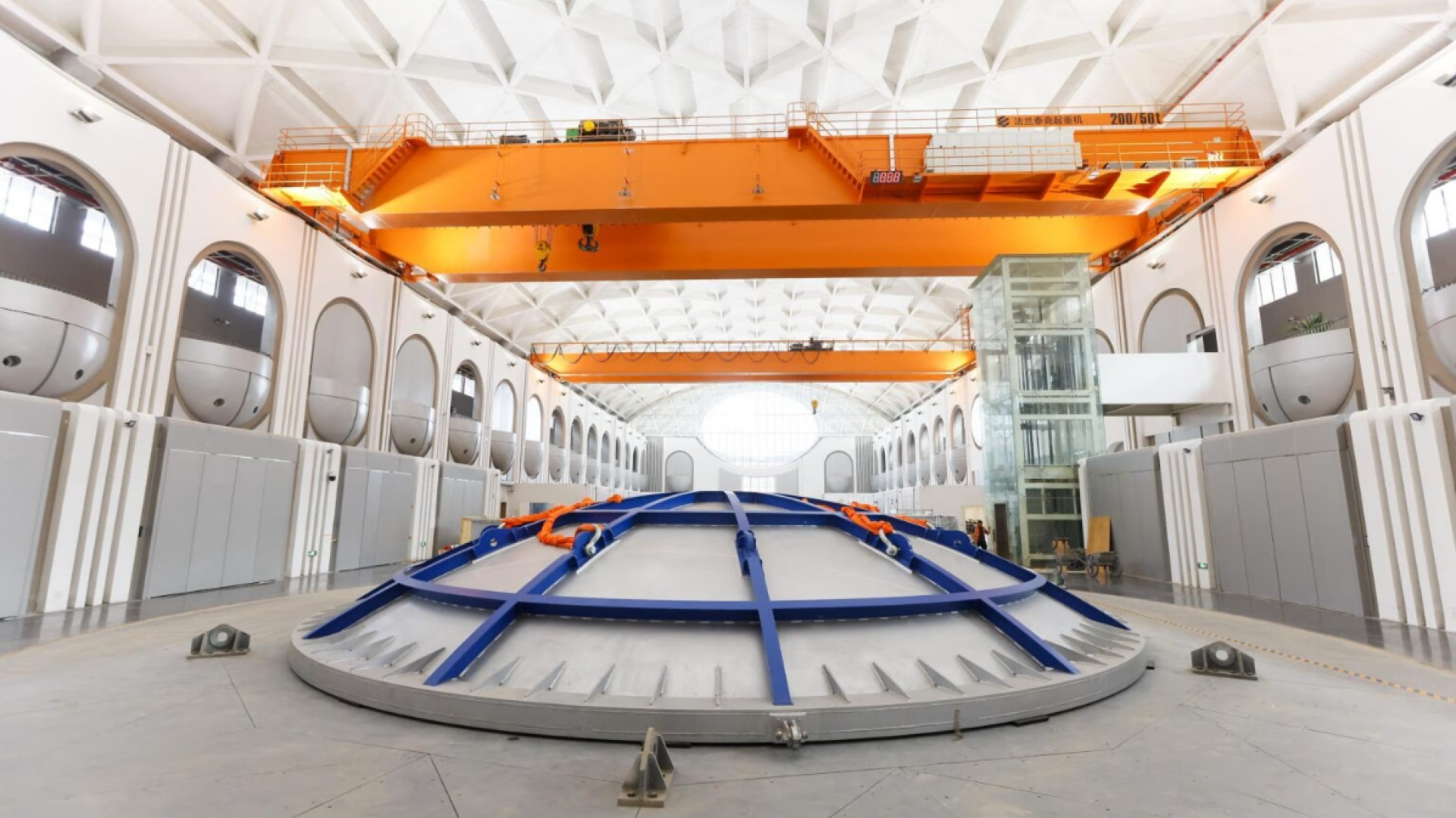 China anunță construirea unui dispozitiv care comprimă spațiul și timpul | VIDEO