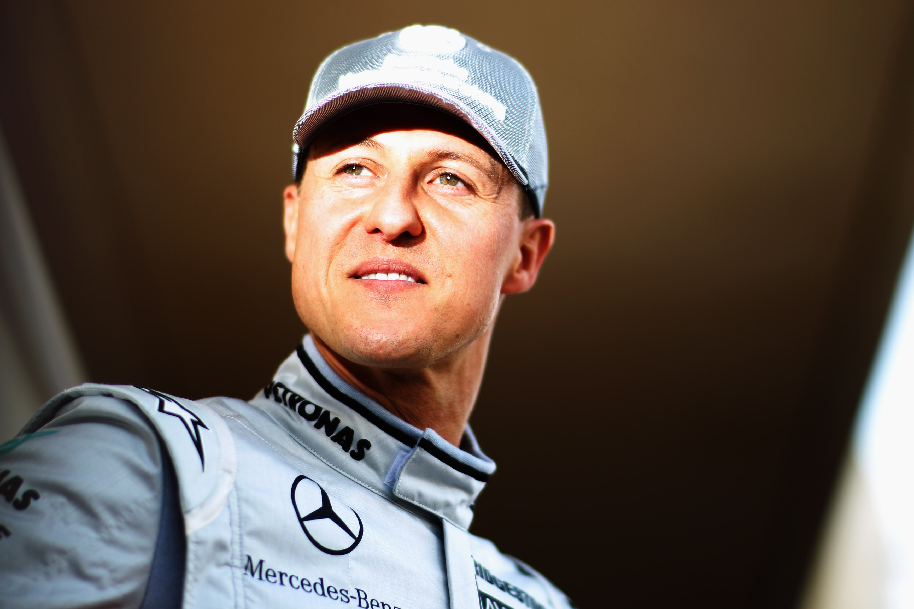 Michael Schumacher împlinește 57 de ani. Cum trăiește legendarul pilot după accidentul grav de la schi de acum 12 ani