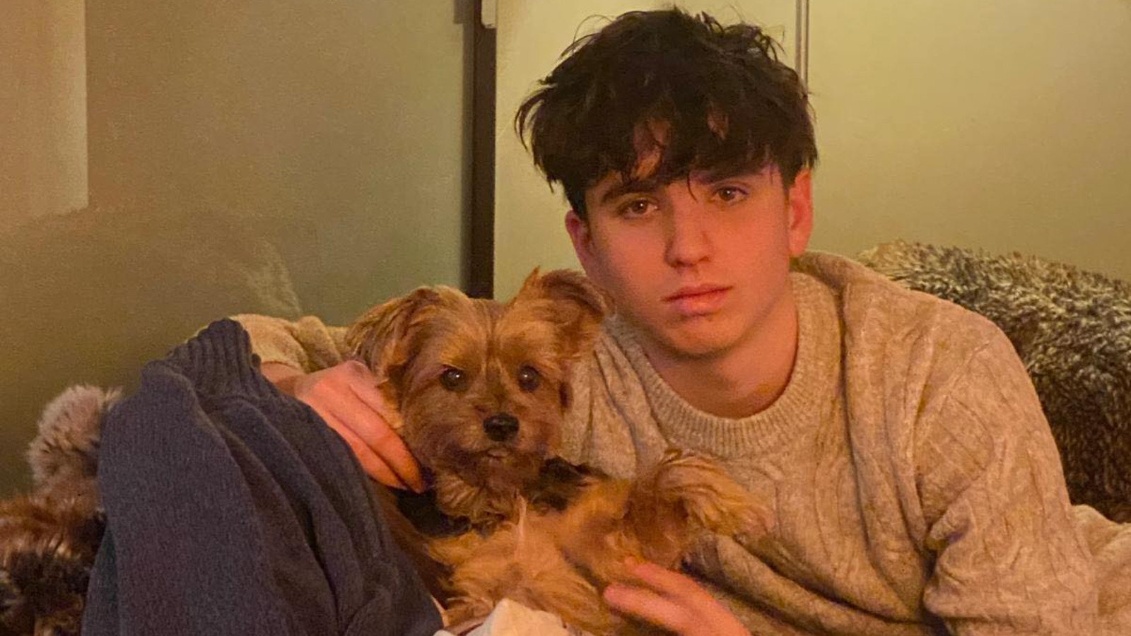 „A plecat acum să petreacă în Paradis”. Ultimul mesaj trimis de un adolescent de 17 ani înainte de tragedia din Crans-Montana