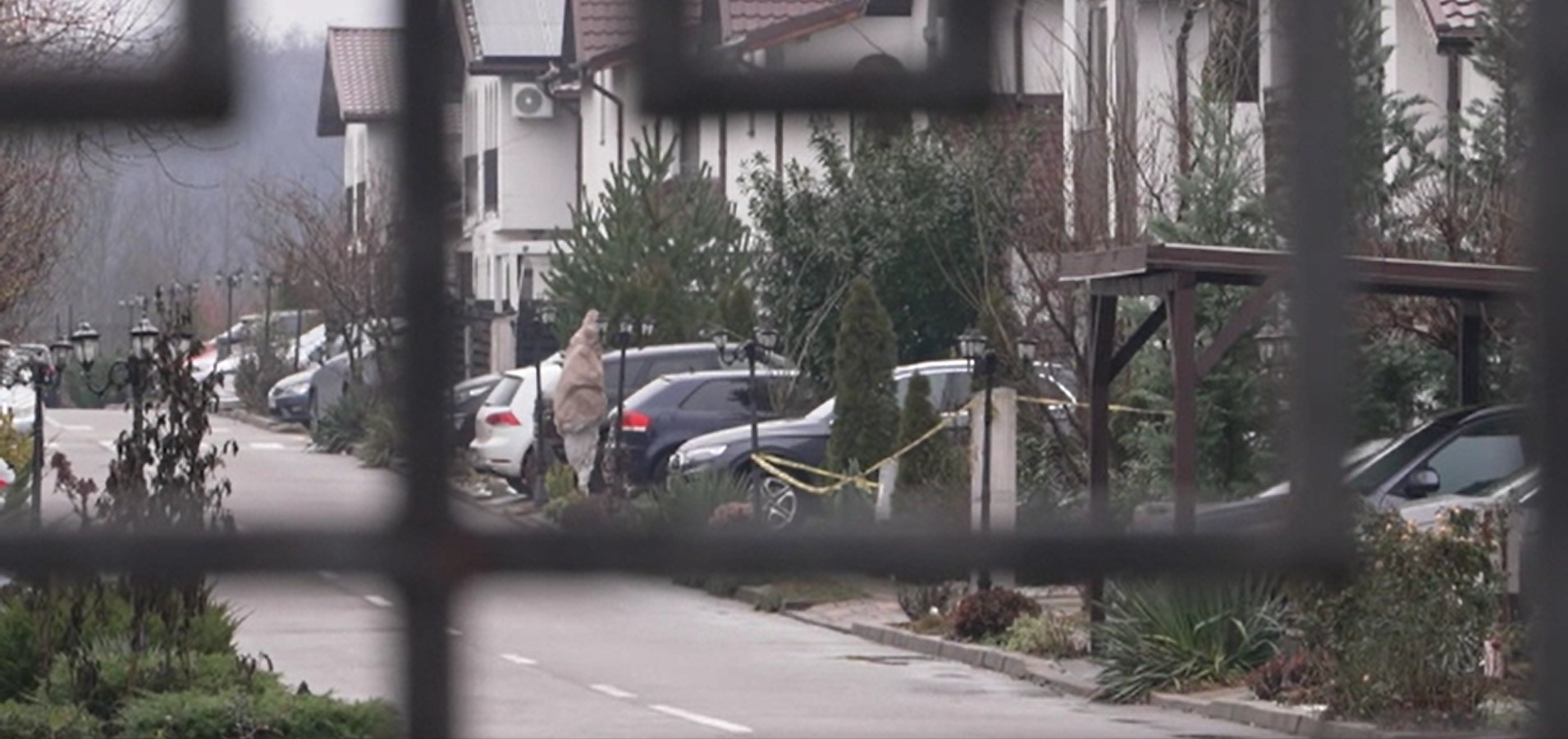 Crimă în noaptea de Revelion, în Ilfov. Un bărbat, suspectat că şi-ar fi ucis tatăl, arestat preventiv de polițiști