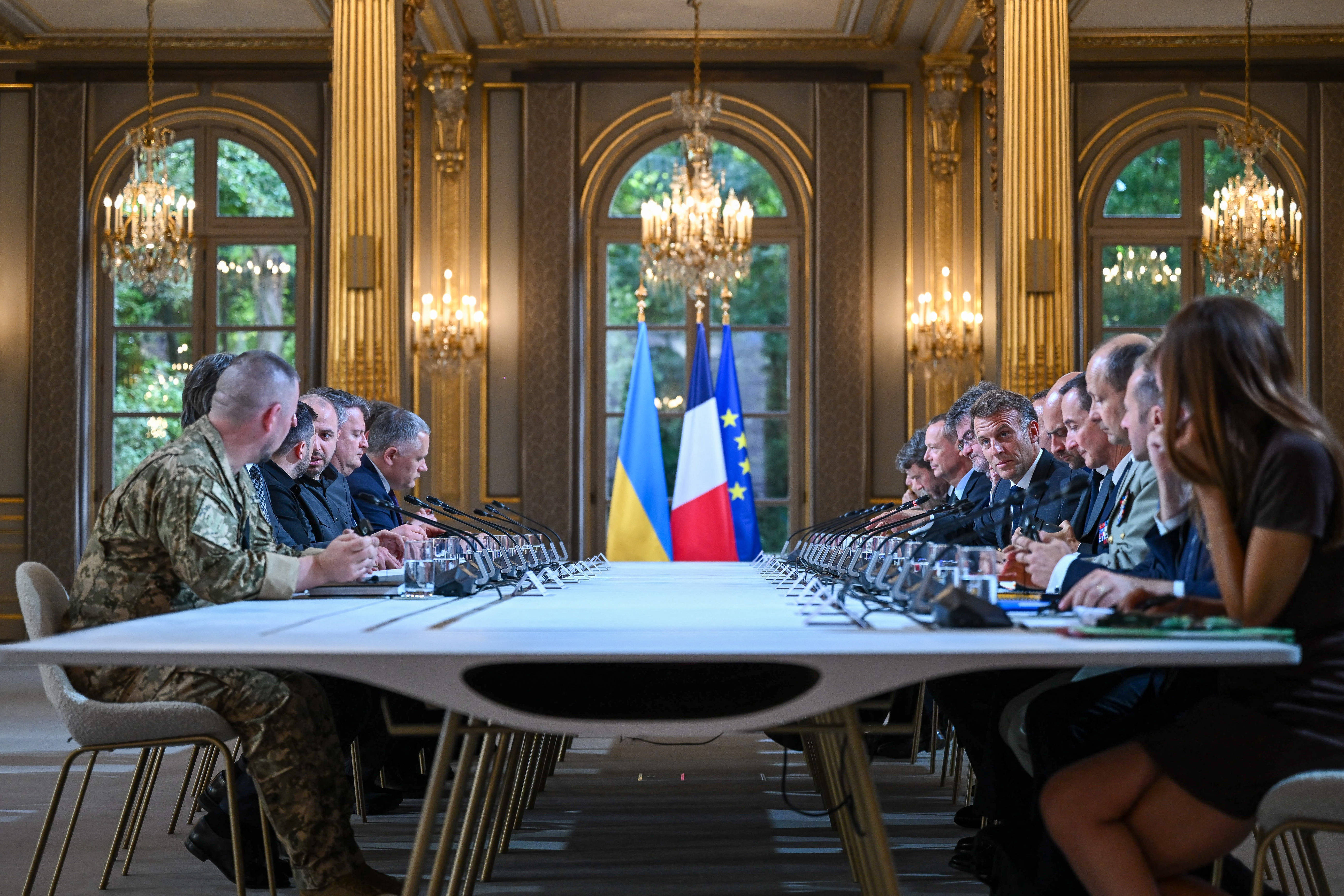 Nicușor Dan participă la Coaliția de voință de la Paris. Istoricul reuniunilor care vor să pună capăt războiului din Ucraina