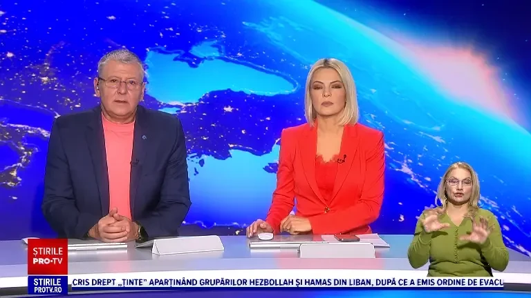 Gospodării și case inundate în Mehedinți, după topirea zăpezii. Apa în curți a ajuns și la jumătate de metru