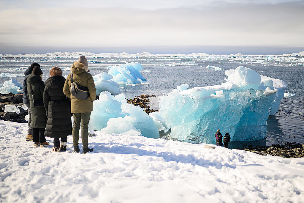 HARTA care arată clar de ce este importantă Groenlanda pentru SUA: locul ideal pentru scuturi antirachete, dar este și bogată