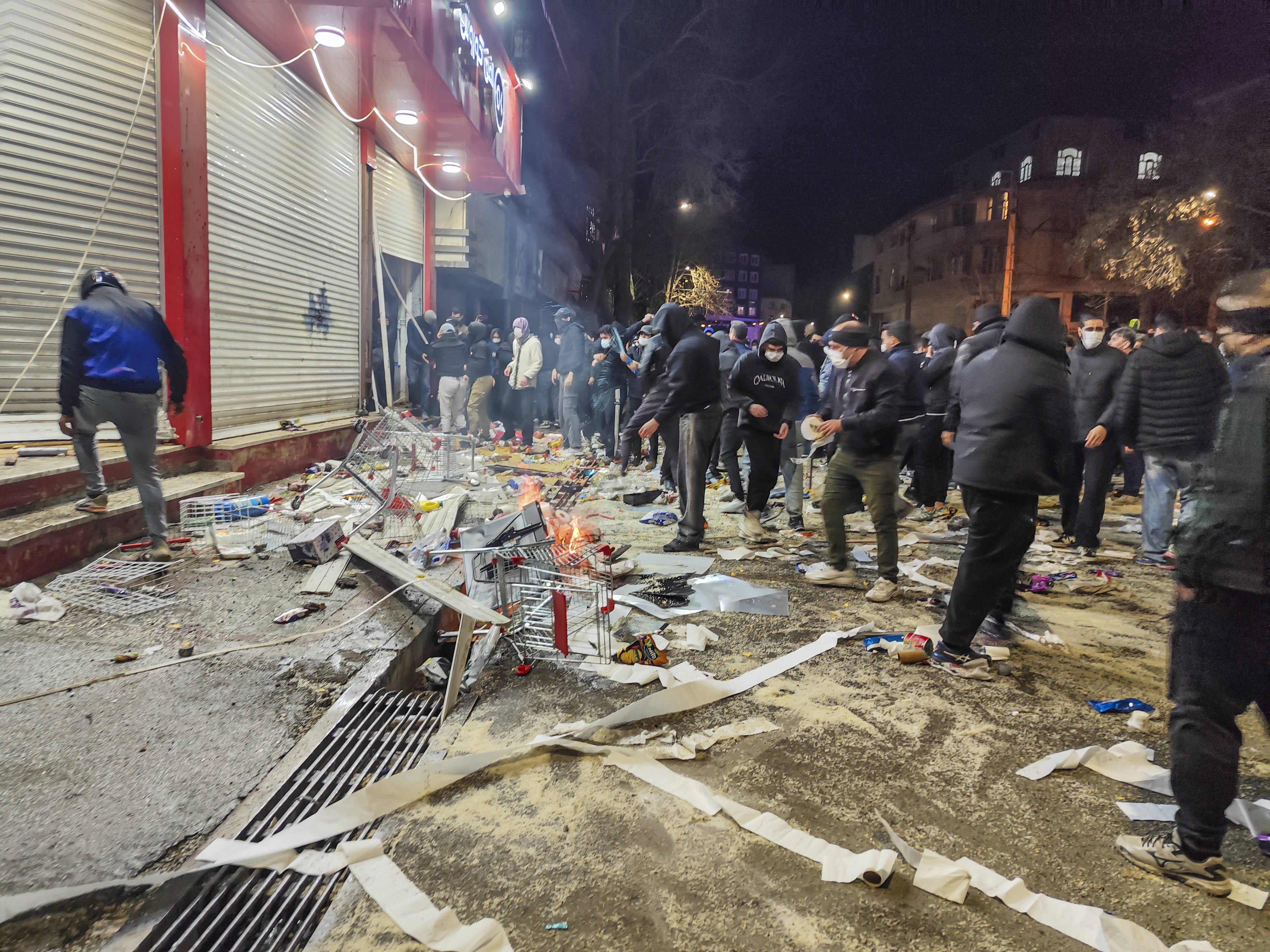 Internet întrerupt la nivel național în Iran, pe fondul protestelor declanșate de criza economică