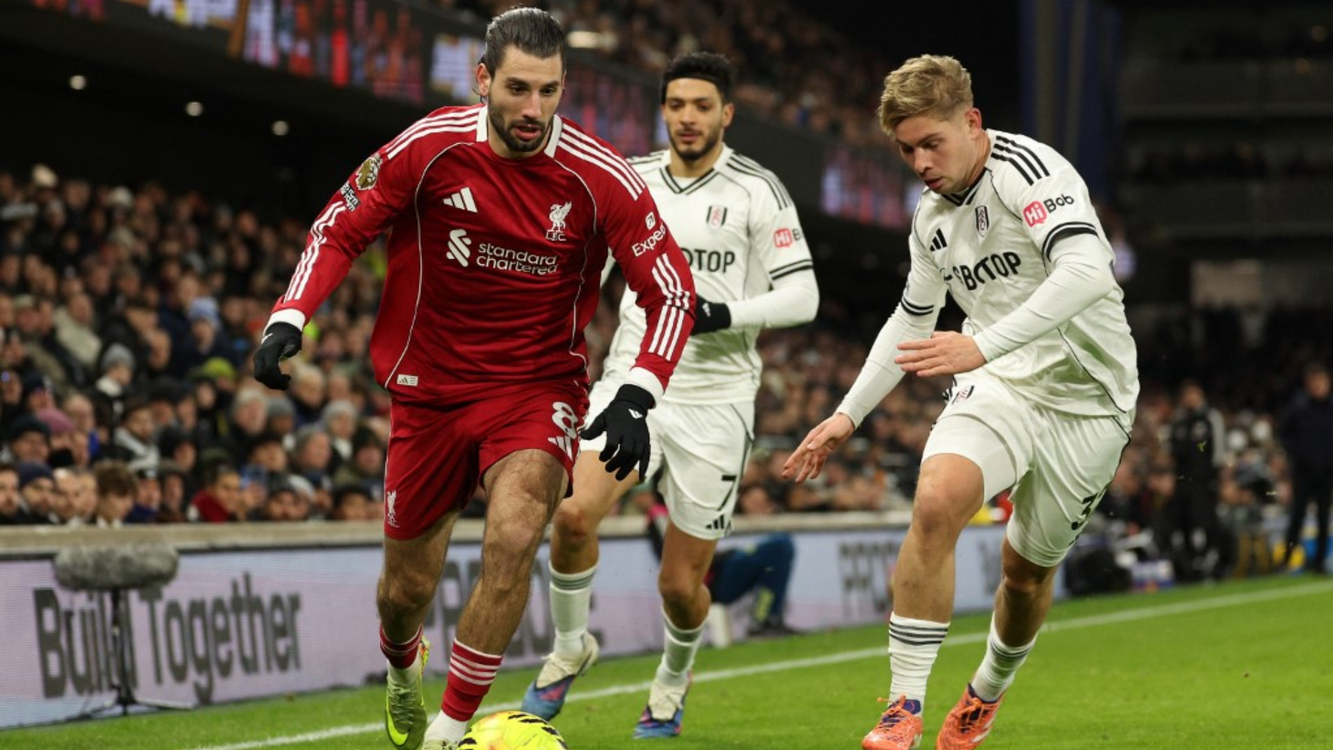 Ungurul lui Liverpool a refuzat Real Madrid și Bayern Munchen și și-a prelungit contractul cu „cormoranii”. Ce cifre are acum