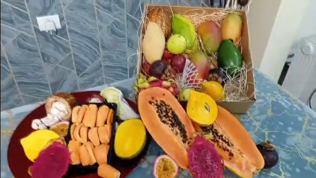 Litchi, kaki și carambola au cucerit România. Câte kilograme de fructe exotice mănâncă, de fapt, un român într-o lună