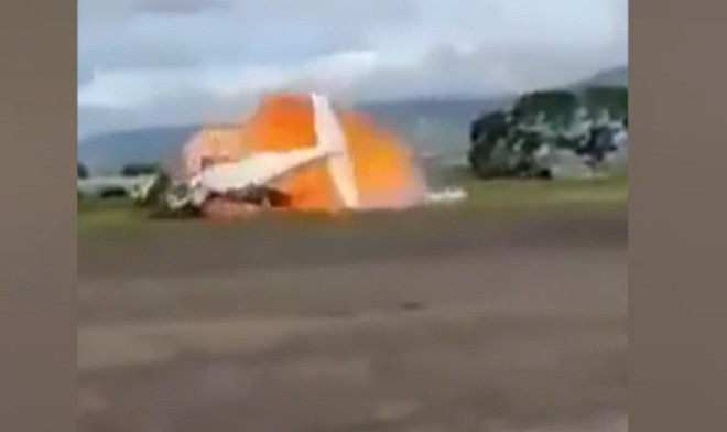 Un avion s-a prăbușit în Columbia. Toți oamenii aflați la bord au murit. Tragedia, surprinsă în imagini