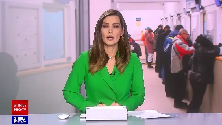 Cozi pentru plata impozitelor majorate, la -10 grade. Contribuabilii au ajuns cu trei ore înainte de deschiderea ghișeelor