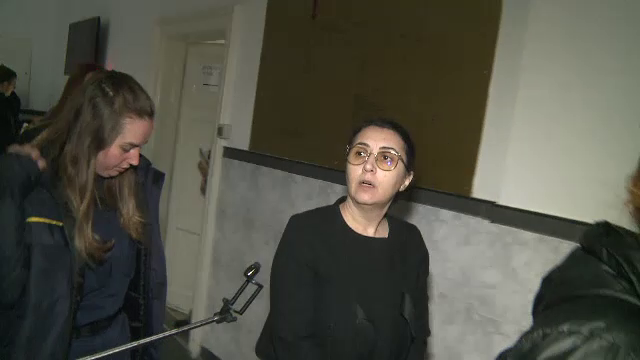 Laura Crișan îl vrea în boxa acuzaților pe frizerul care i-a făcut bomba. A atacat decizia Parchetului