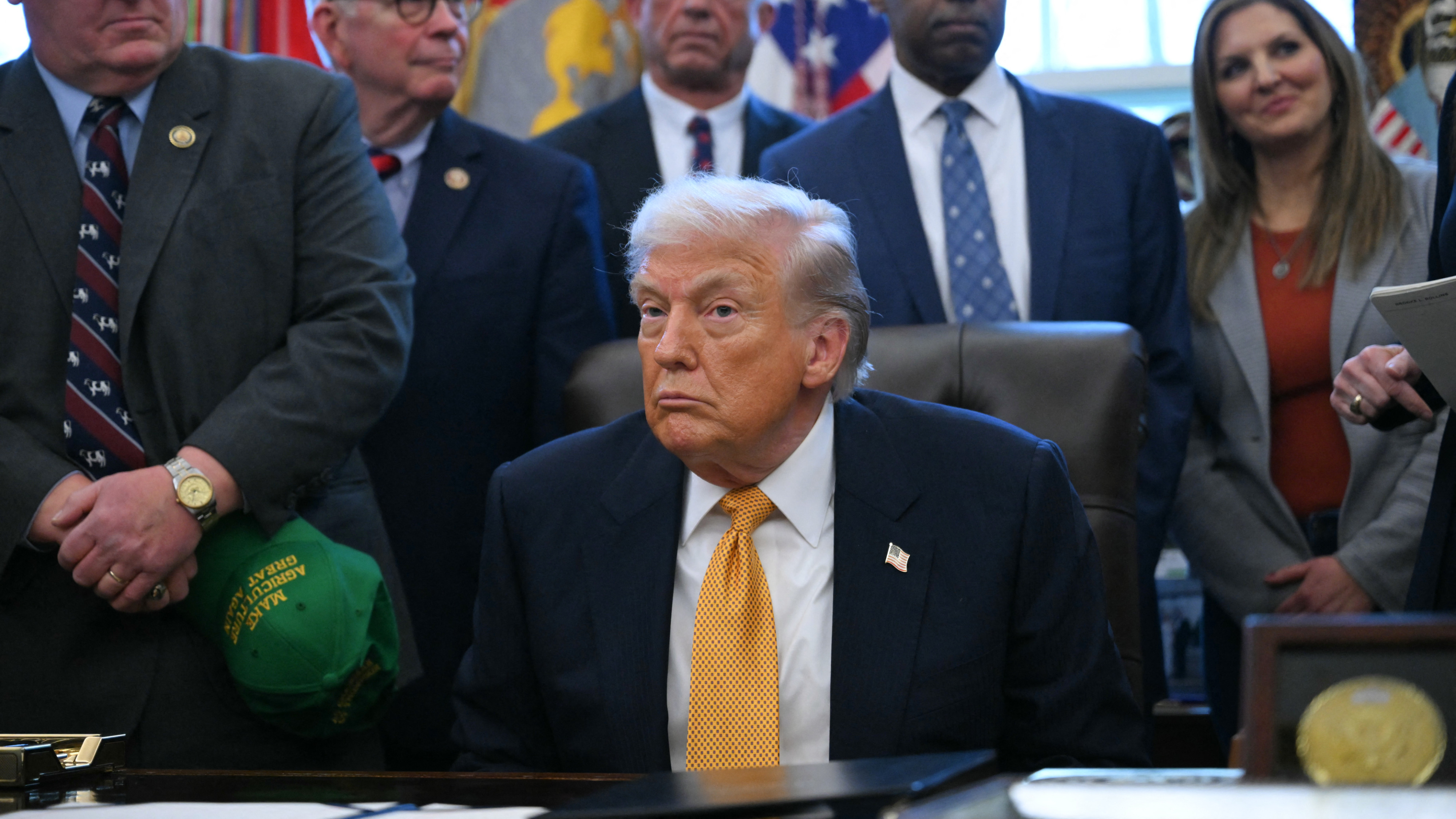 Donald Trump spune că vrea noi lideri în Iran şi îl acuză pe Ali Khamenei de „distrugerea totală a ţării”