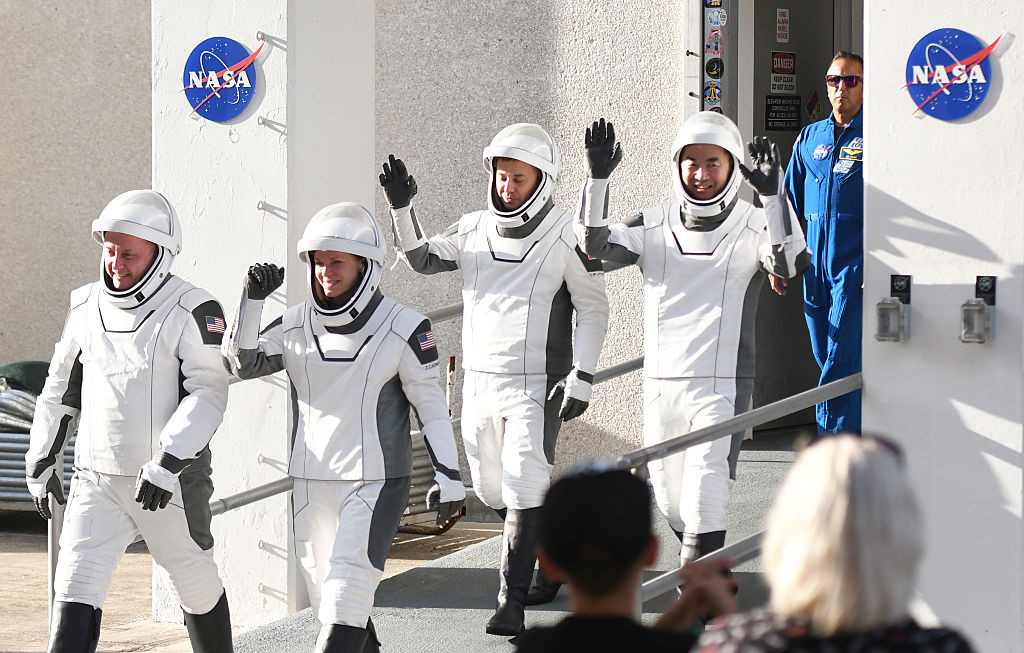 Prima evacuare medicală de pe Staţia Spaţială Internaţională: un astronaut s-a întors pe Pământ cu întregul echipaj